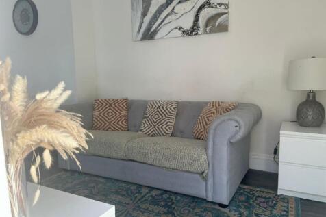 WhatsApp Image 2026-05-27 at 12.24.58 (1).jpeg