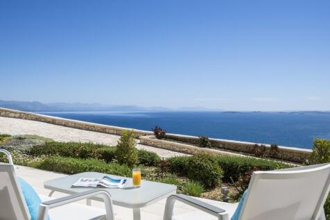 Sitting area and view