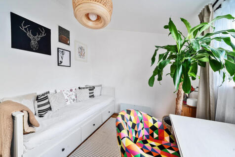 1393003-16-694570...