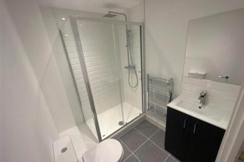 135321982_Bathroom_1