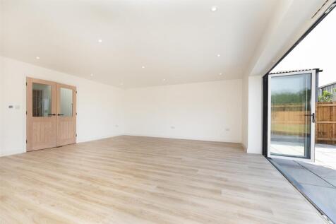 Boundary Lane, Boundary