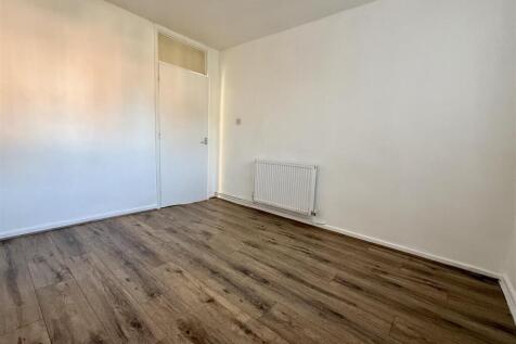 Castlebridge Road, Wolverhampton photo 5