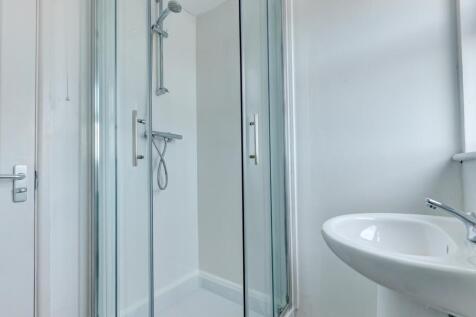 128 Upper Lewes Road Bathroom