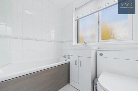 Beauly Place, East Kilbride, G74 photo 3