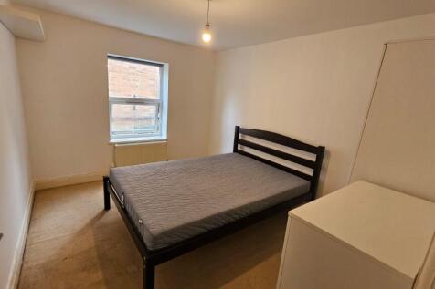 Flat B, Iverson Road, Camden, London photo 4