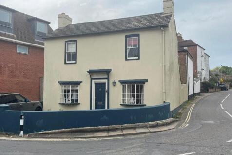 Lymington, SO41 - property photo