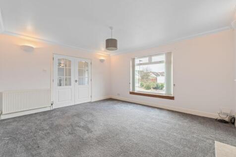 2 bed, 1 bath Bungalow in Leeds - Photo 3