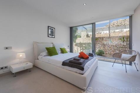 Villa in Puerto Pollensa with Tourists license