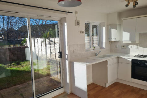 Bramble Court, Brampton, Cambridgeshire, PE28 4FQ photo 3