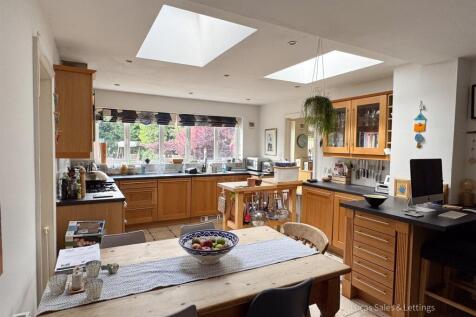 27 Ridgway Rd BS-10.jpg