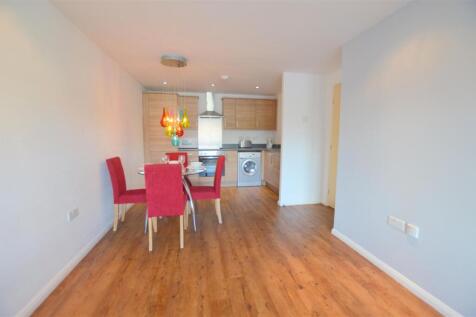 44 Friars Wharf Kitchen and Dining Area.jpg