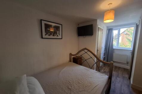 Bedroom.jpg