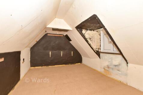 Loft Room 2