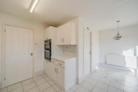 64 Cambria Close-27.jpg