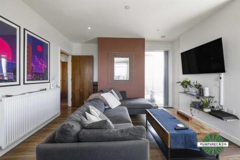 Flat 17 Dunedin Road 142 Siskin Apartments -012.JP