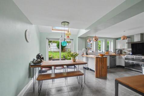 Open Plan Kitchen Diner