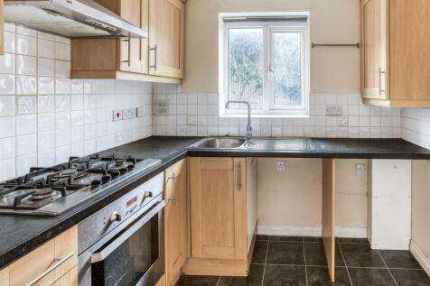 Black Eagle Court, Burton-On-Trent photo 4