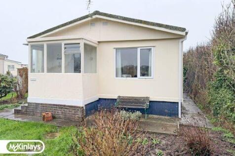 2 Bedroom Park Home for Sale