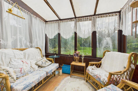 CAM02494G0-PR0064-STILL018