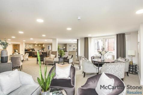 Homeowners Lounge