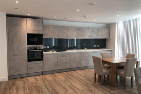 15 Silvercroft Street, Manchester photo 3