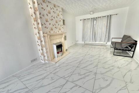 Dempster Road, Bedworth, CV12 photo 5
