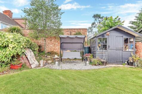 summerhouse.jpg