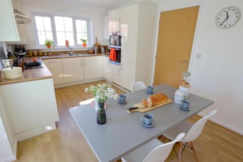Grantham Kitchen 5.jpg