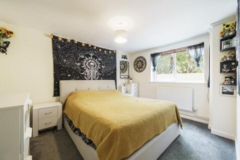 Shackleton Road, Gosport, PO13 photo 4