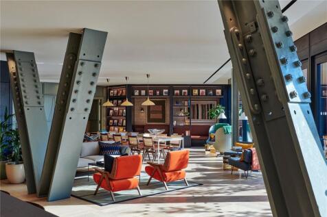 7th Floor Lounge