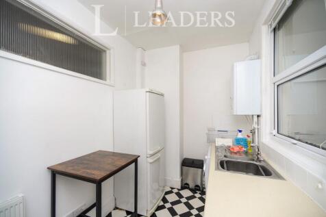 Kitchen 2