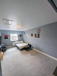 27 willowdale close2.jpg