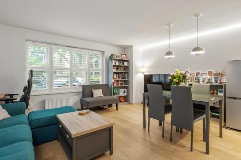 Reception/Kitchen