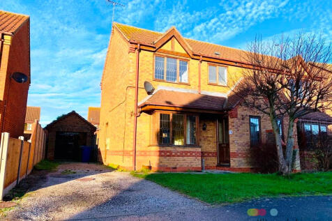 3 Bedroom Semi-Detached in LN2 3TX