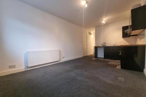 Open Plan Lounge/Kitchen