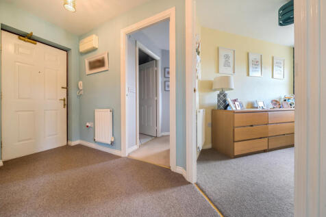 1370495-4-68ff449...