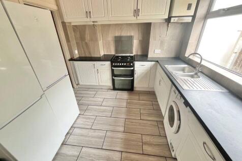 STUDENT SIX DOUBLE BEDROOMS, WINTON-P02848 photo 3