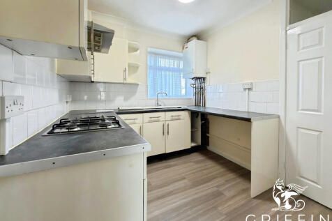 Kent Road, Grays, RM17 photo 4