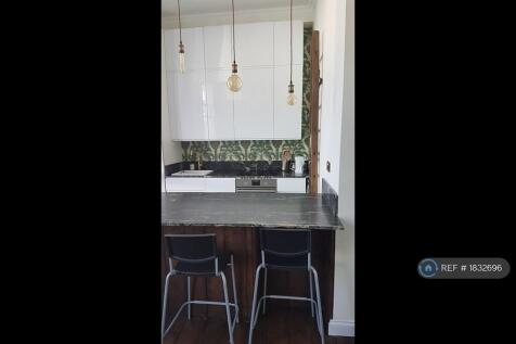 Kitchen - Fully Equipped Kitchen