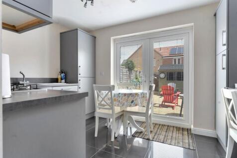Tollesbury Avenue, Barleythorpe photo 4