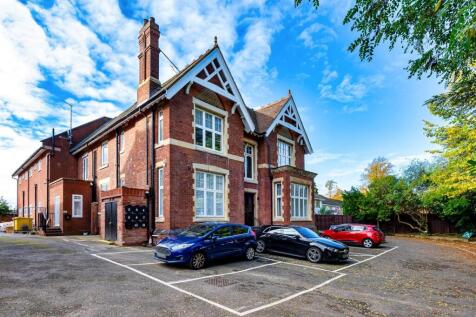 10 Beacon House, Tettenhall Road photo 2