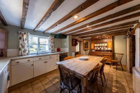 Laburnum Cottage-005.jpg