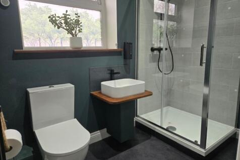 Hall Close - Downstairs shower room