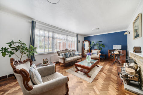 1326594-1-6882280...