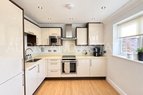 Bluebridge Road, Brookmans Park photo 4