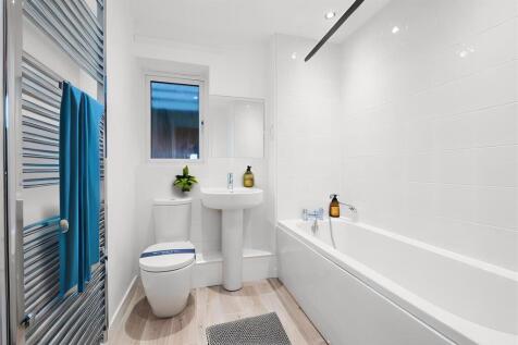 Bathroom.jpg