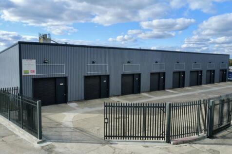 Distribution Warehouse to rent Image 10