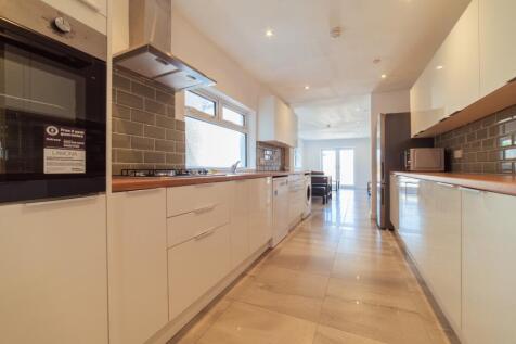Flora Street, Cathays photo 3