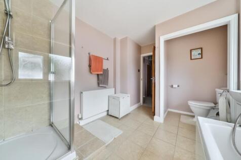 1289906-19-6824c371936ef-ARW