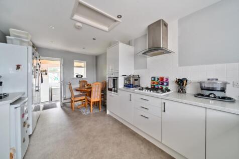 1289906-11-6824c34cc0d6f-ARW